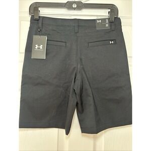 NWT Under Armour E3108 Kids Black Showdown Shorts Youth‎ Size Medium Matchplay